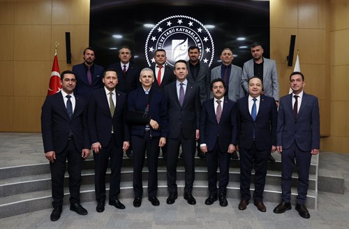 Valimiz Sayın Mehmet Fatih Çiçekli ve Beraberindeki Heyet Enerji ve Tabii Kaynaklar Bakanımız Sayın Alparslan Bayraktar’ı Ziyaret Etti