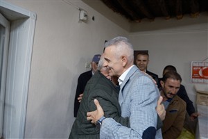 Valimiz Sayın Mehmet Fatih ÇİÇEKLİ Dinek Köyünde Vatandaşlarımızla Bir Araya Geldi