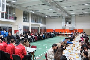 Valimiz Sayın Mehmet Fatih ÇİÇEKLİ Özel Gereksinimli Sporcu ve Aileleriyle iftarda Bir Araya Geldi